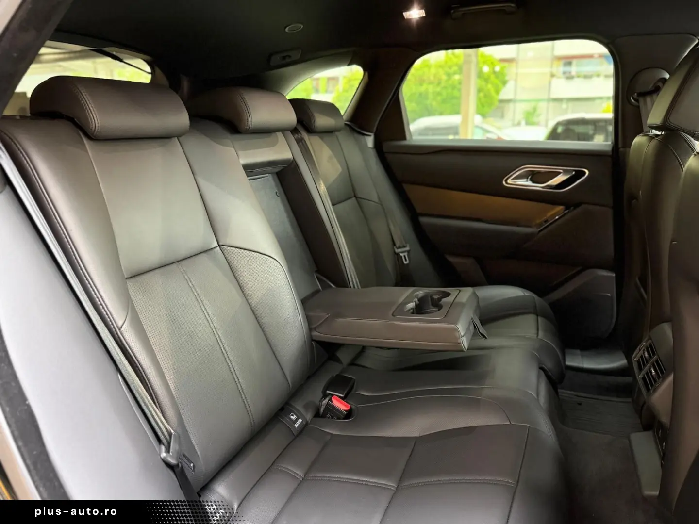 LAND ROVER Range Rover Velar Hybrid Dynamic SE Head-up AHK