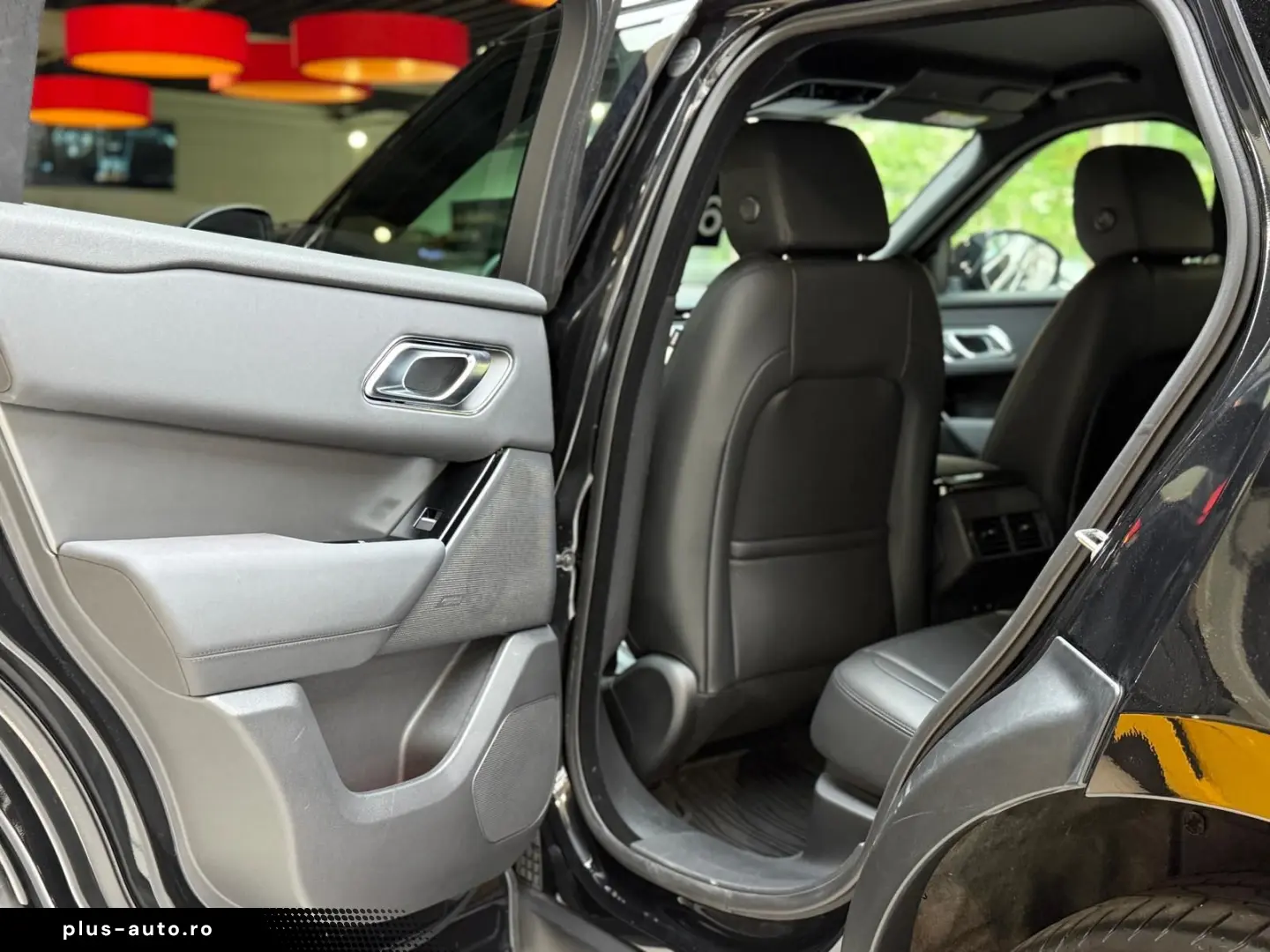 LAND ROVER Range Rover Velar Hybrid Dynamic SE Head-up AHK