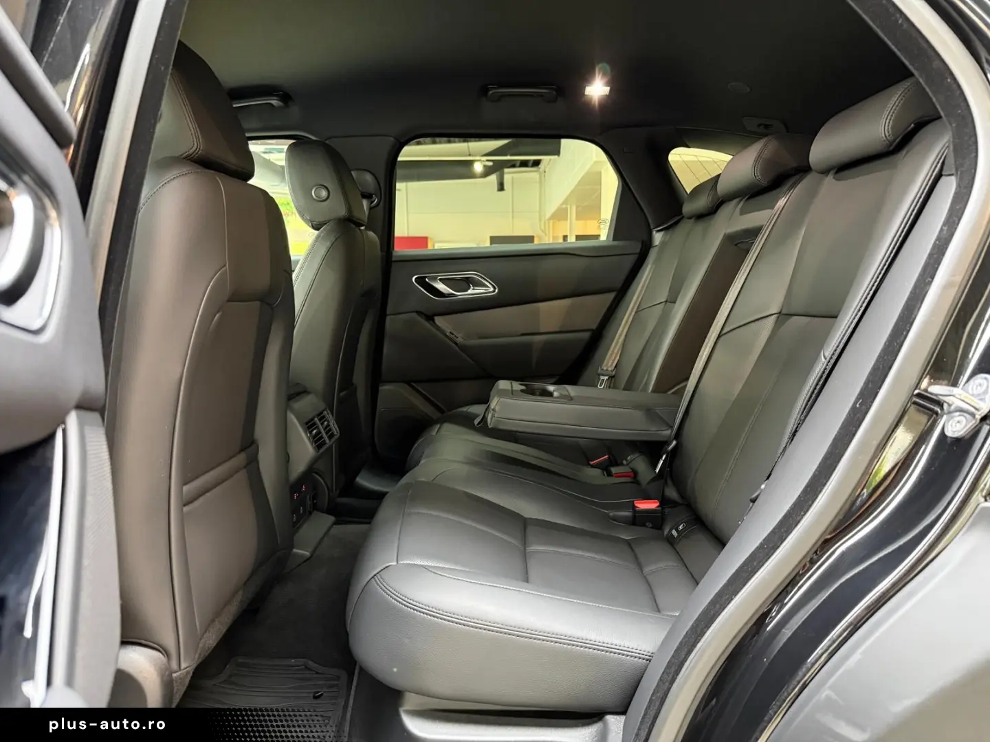 LAND ROVER Range Rover Velar Hybrid Dynamic SE Head-up AHK