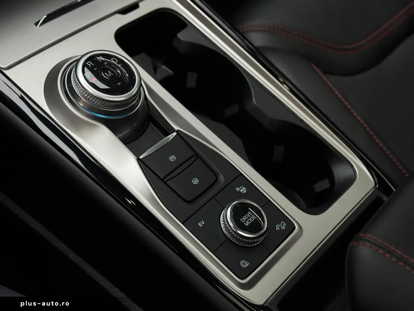 FORD Explorer ST-Line Plug-in-Hybrid 4x4 Pano B&O 7-S