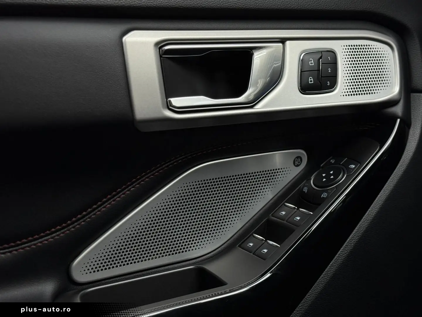 FORD Explorer ST-Line Plug-in-Hybrid 4x4 Pano B&O 7-S
