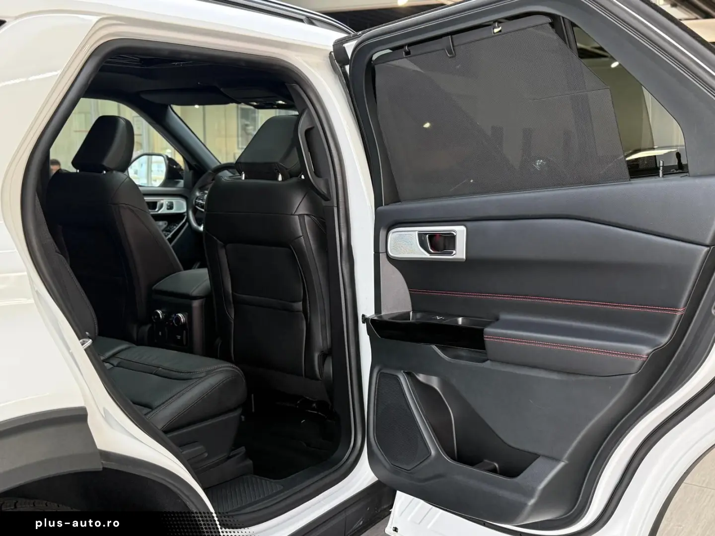 FORD Explorer ST-Line Plug-in-Hybrid 4x4 Pano B&O 7-S