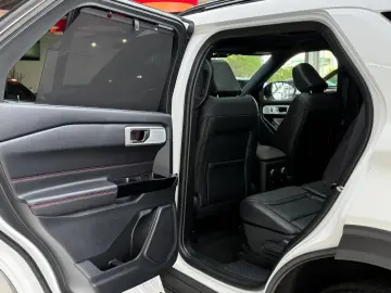 FORD Explorer ST-Line Plug-in-Hybrid 4x4 Pano B&O 7-S