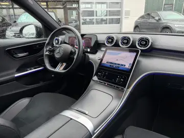 MERCEDES-BENZ C 220 d Limousine AMG Line Night Paket