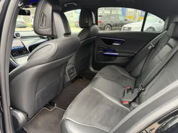 MERCEDES-BENZ C 220 d Limousine AMG Line Night Paket