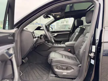 VW Touareg 3.0 TDI R-Line 4Motion