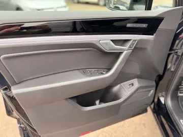 VW Touareg 3.0 TDI R-Line 4Motion