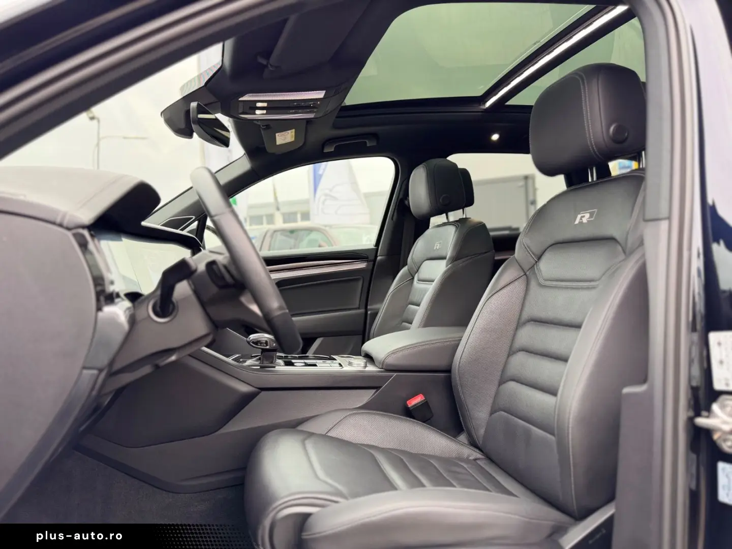 VW Touareg 3.0 TDI R-Line 4Motion