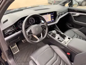 VW Touareg 3.0 TDI R-Line 4Motion