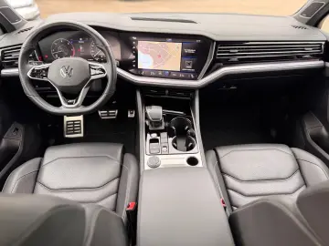VW Touareg 3.0 TDI R-Line 4Motion
