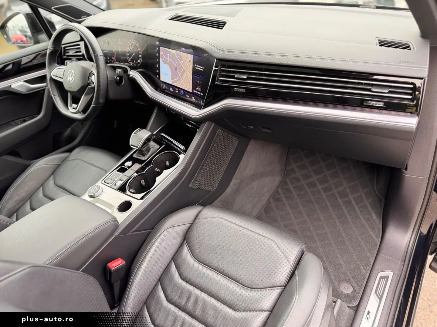 VW Touareg 3.0 TDI R-Line 4Motion