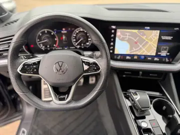 VW Touareg 3.0 TDI R-Line 4Motion