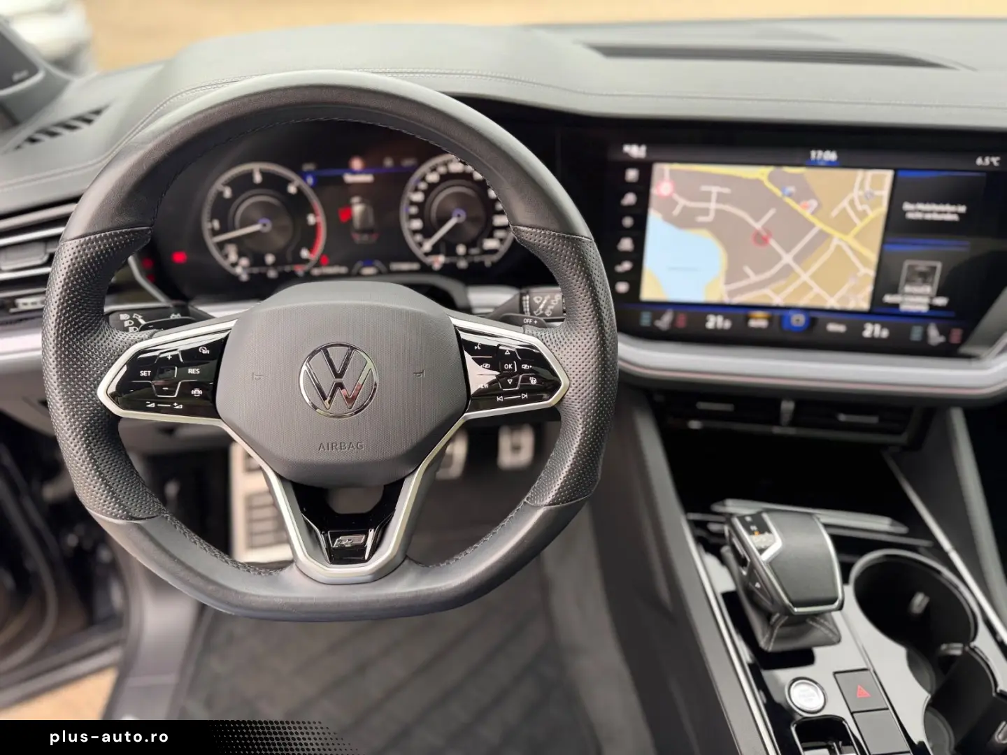VW Touareg 3.0 TDI R-Line 4Motion