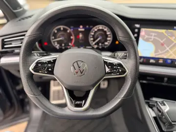 VW Touareg 3.0 TDI R-Line 4Motion
