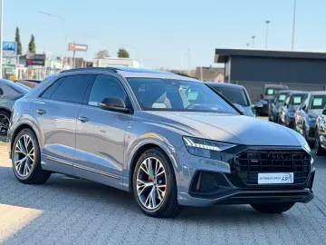 AUDI Q8 50 TDI quattro S line Competition Plus