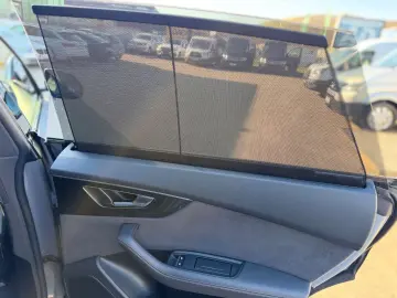 AUDI Q8 50 TDI quattro S line Competition Plus