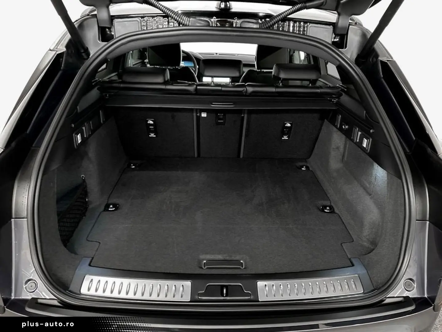 LAND ROVER Range Rover Velar P400e Dynamic SE