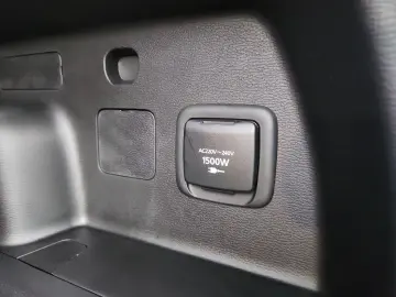 MITSUBISHI Plug-in Hybrid Outlander Diamant Top 4WD Dienstw