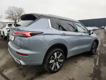 MITSUBISHI Plug-in Hybrid Outlander Diamant Top 4WD Dienstw