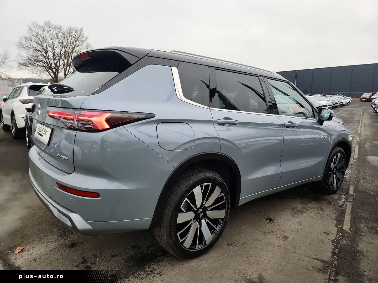 MITSUBISHI Plug-in Hybrid Outlander Diamant Top 4WD Dienstw