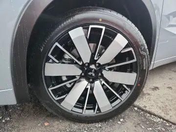 MITSUBISHI Plug-in Hybrid Outlander Diamant Top 4WD Dienstw