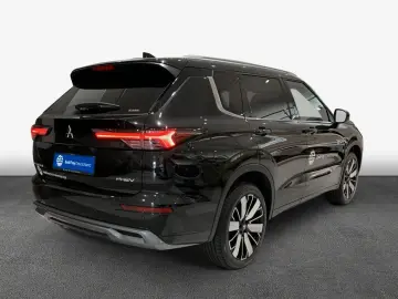 MITSUBISHI Outlander 2.4 4WD Plug-In Hybrid Top