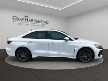 AUDI RS3 Limousine 2.5 TFSI quattro
