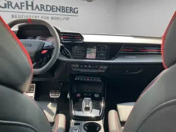AUDI RS3 Limousine 2.5 TFSI quattro