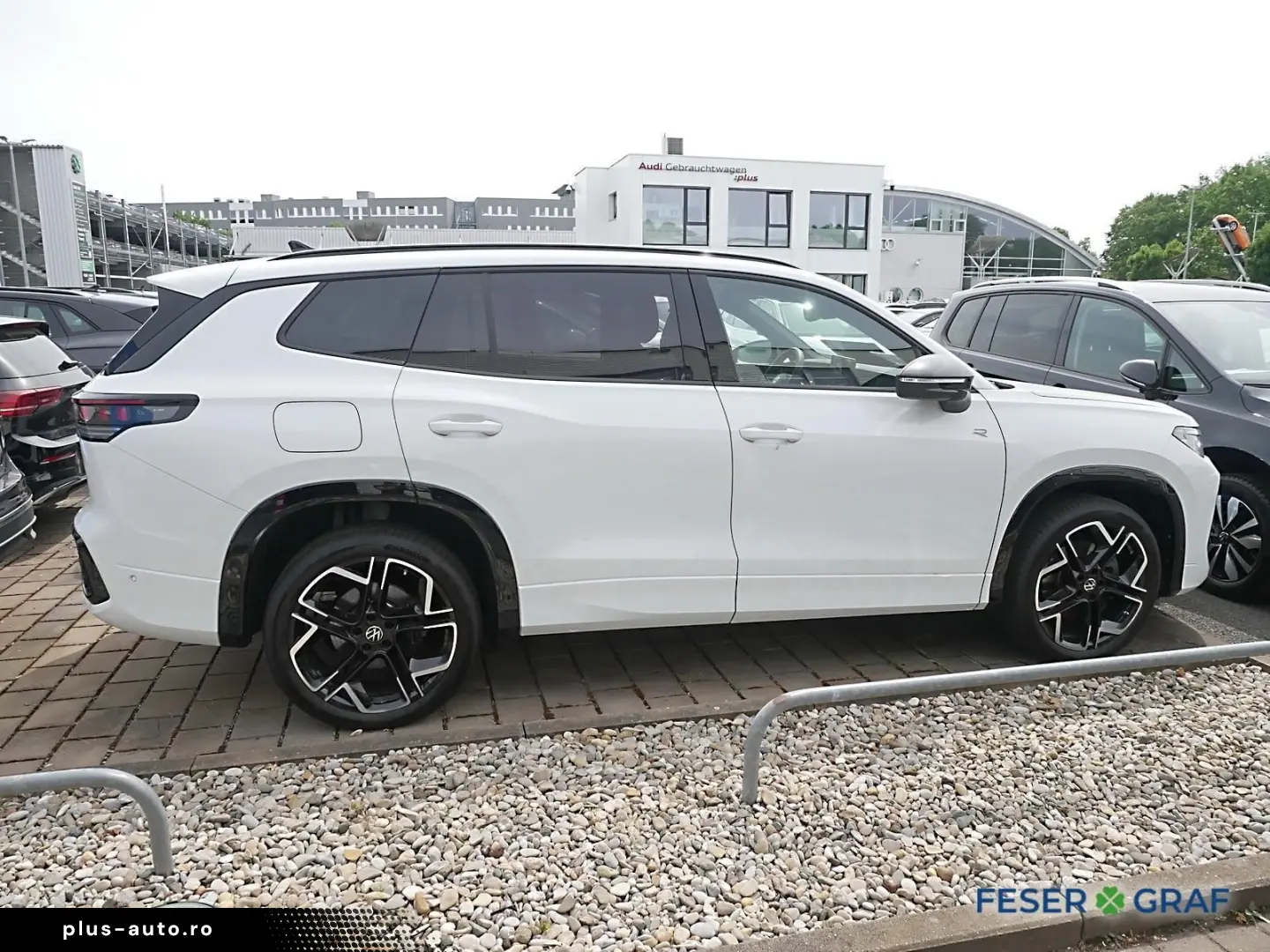 VW Tayron R-Line BlackStyle 1.5 Hybrid DSG Navi AHK