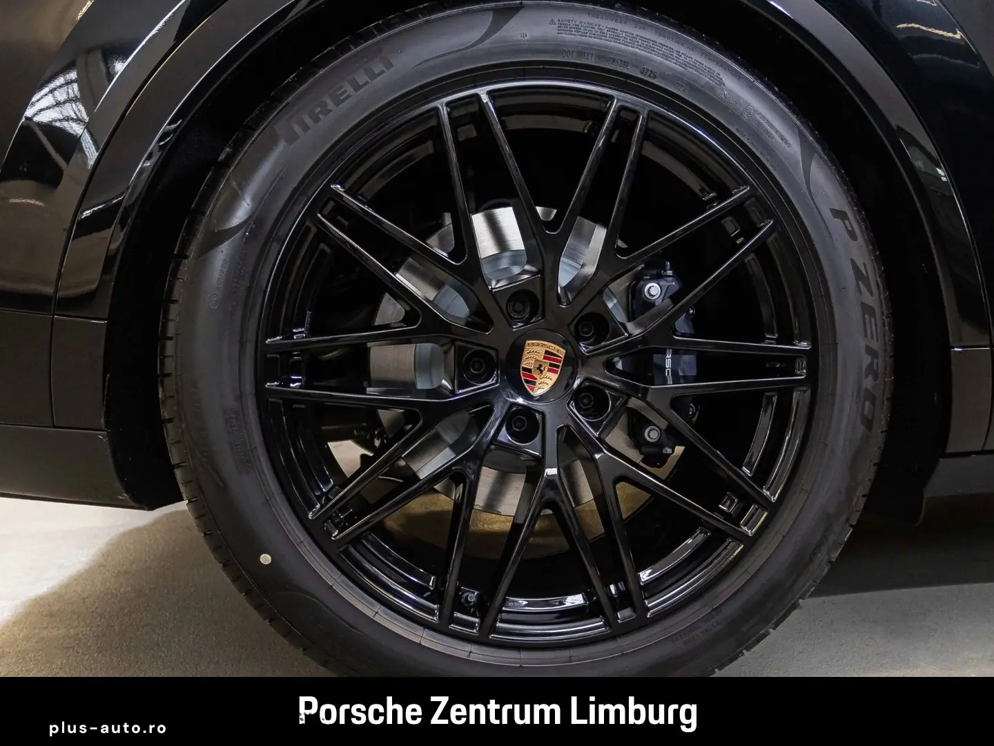 PORSCHE Cayenne E-Hybrid Coupe Black Edition Burmester