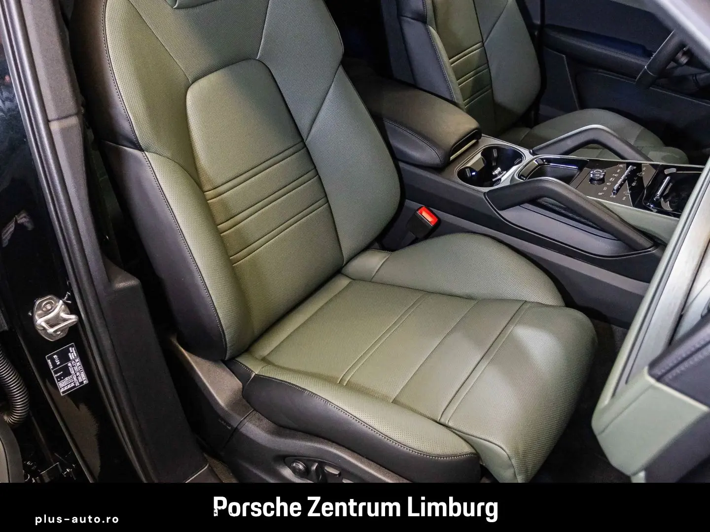 PORSCHE Cayenne E-Hybrid Coupe Black Edition Burmester