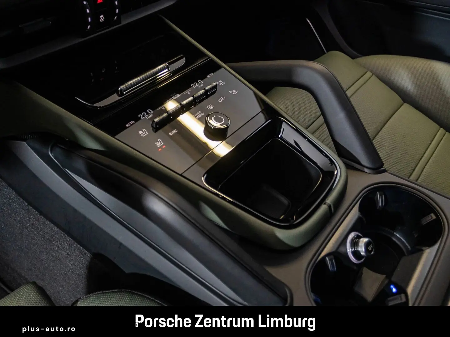 PORSCHE Cayenne E-Hybrid Coupe Black Edition Burmester