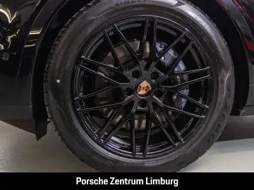 PORSCHE Cayenne E-Hybrid Coupe Black Edition Burmester