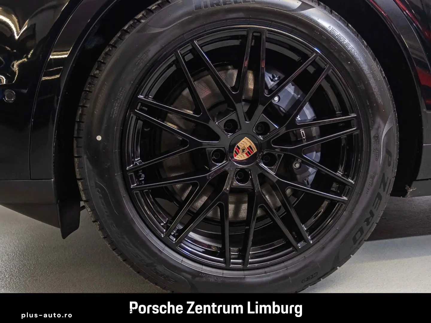 PORSCHE Cayenne E-Hybrid Coupe Black Edition Burmester
