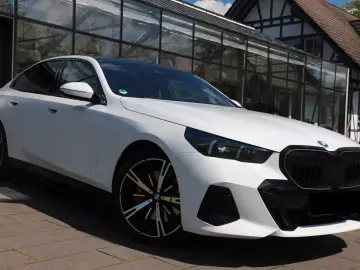 BMW 550e xDrive M Sport Pro
