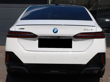 BMW 550e xDrive M Sport Pro
