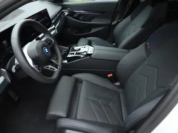 BMW 550e xDrive M Sport Pro