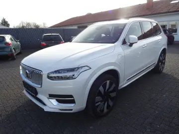 VOLVO XC 90 T8 Plus B Plug-In Hybrid AWD Leder Pano
