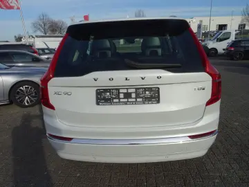 VOLVO XC 90 T8 Plus B Plug-In Hybrid AWD Leder Pano