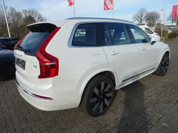 VOLVO XC 90 T8 Plus B Plug-In Hybrid AWD Leder Pano