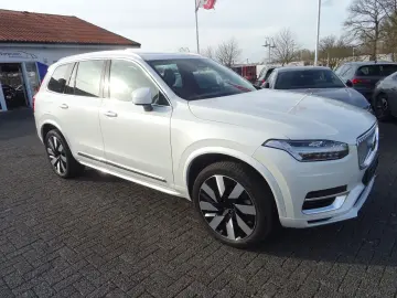 VOLVO XC 90 T8 Plus B Plug-In Hybrid AWD Leder Pano