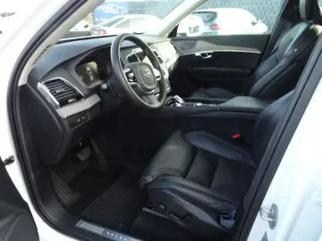 VOLVO XC 90 T8 Plus B Plug-In Hybrid AWD Leder Pano