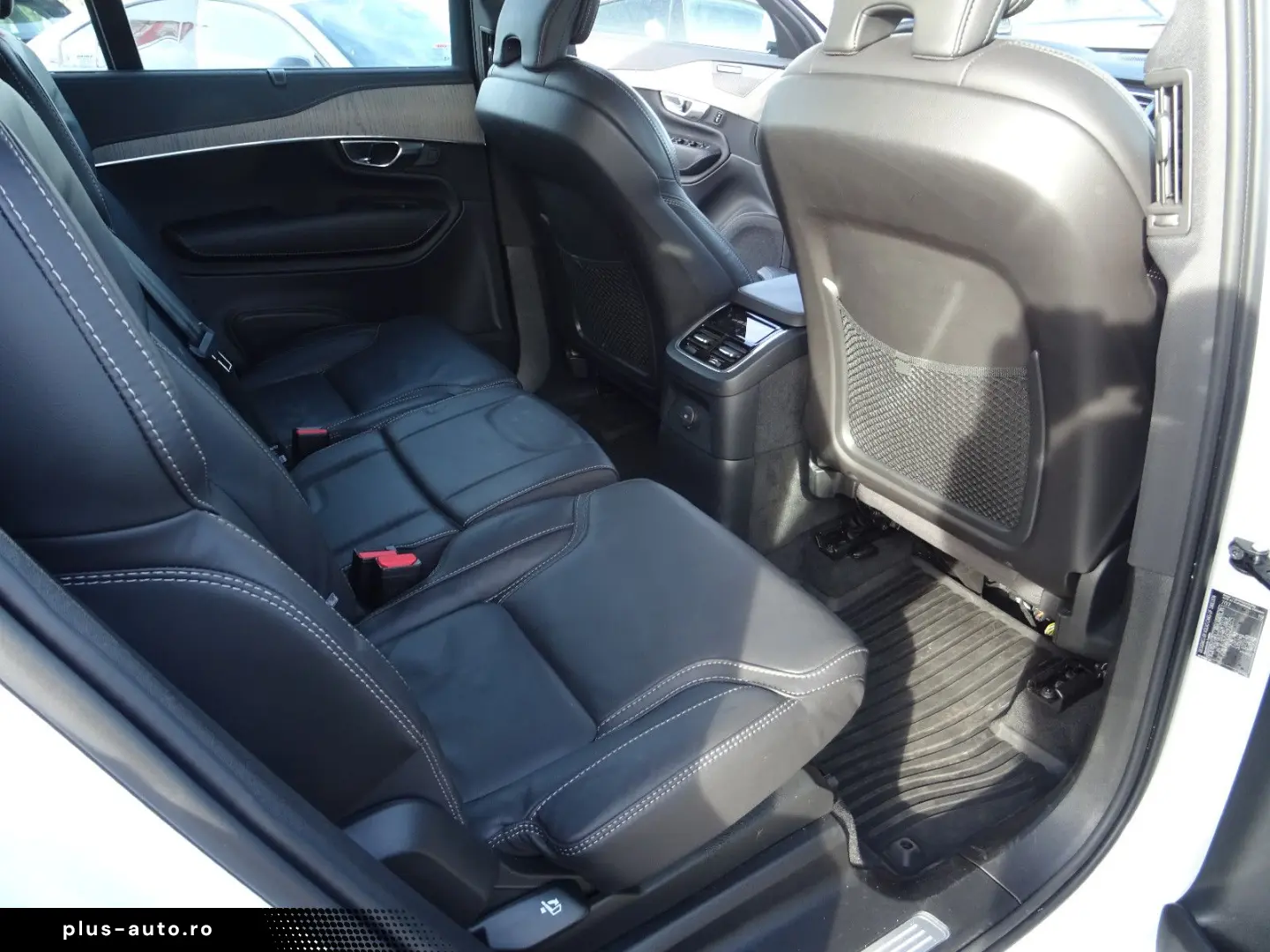 VOLVO XC 90 T8 Plus B Plug-In Hybrid AWD Leder Pano