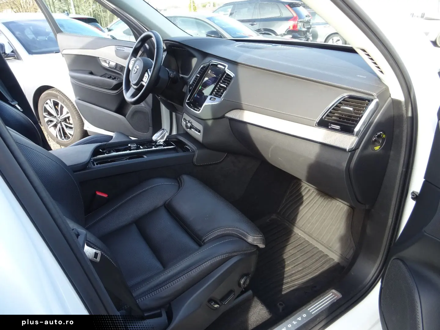 VOLVO XC 90 T8 Plus B Plug-In Hybrid AWD Leder Pano