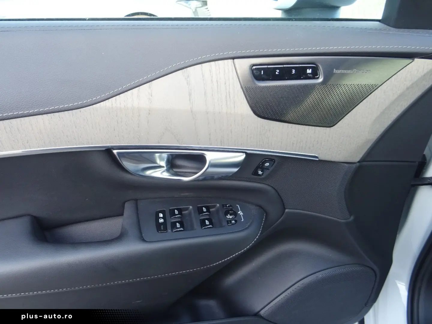 VOLVO XC 90 T8 Plus B Plug-In Hybrid AWD Leder Pano