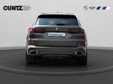 BMW X5 xDrive40i M Sport Harman Kardon Sky Lounge