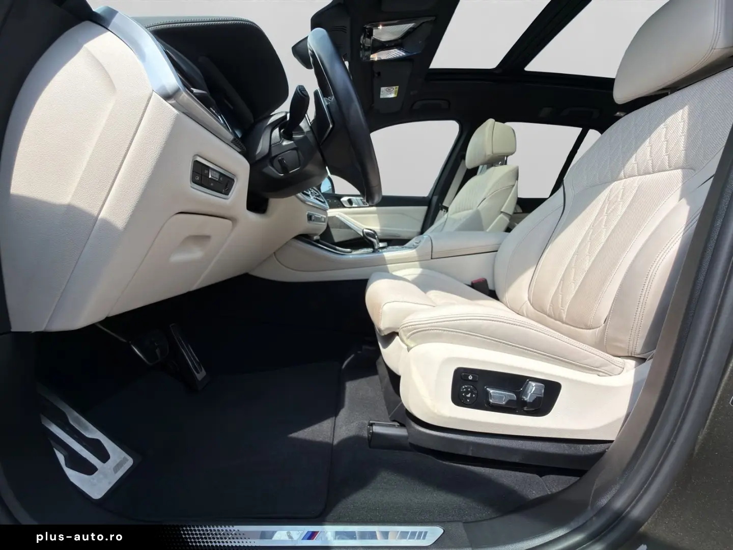 BMW X5 xDrive40i M Sport Harman Kardon Sky Lounge