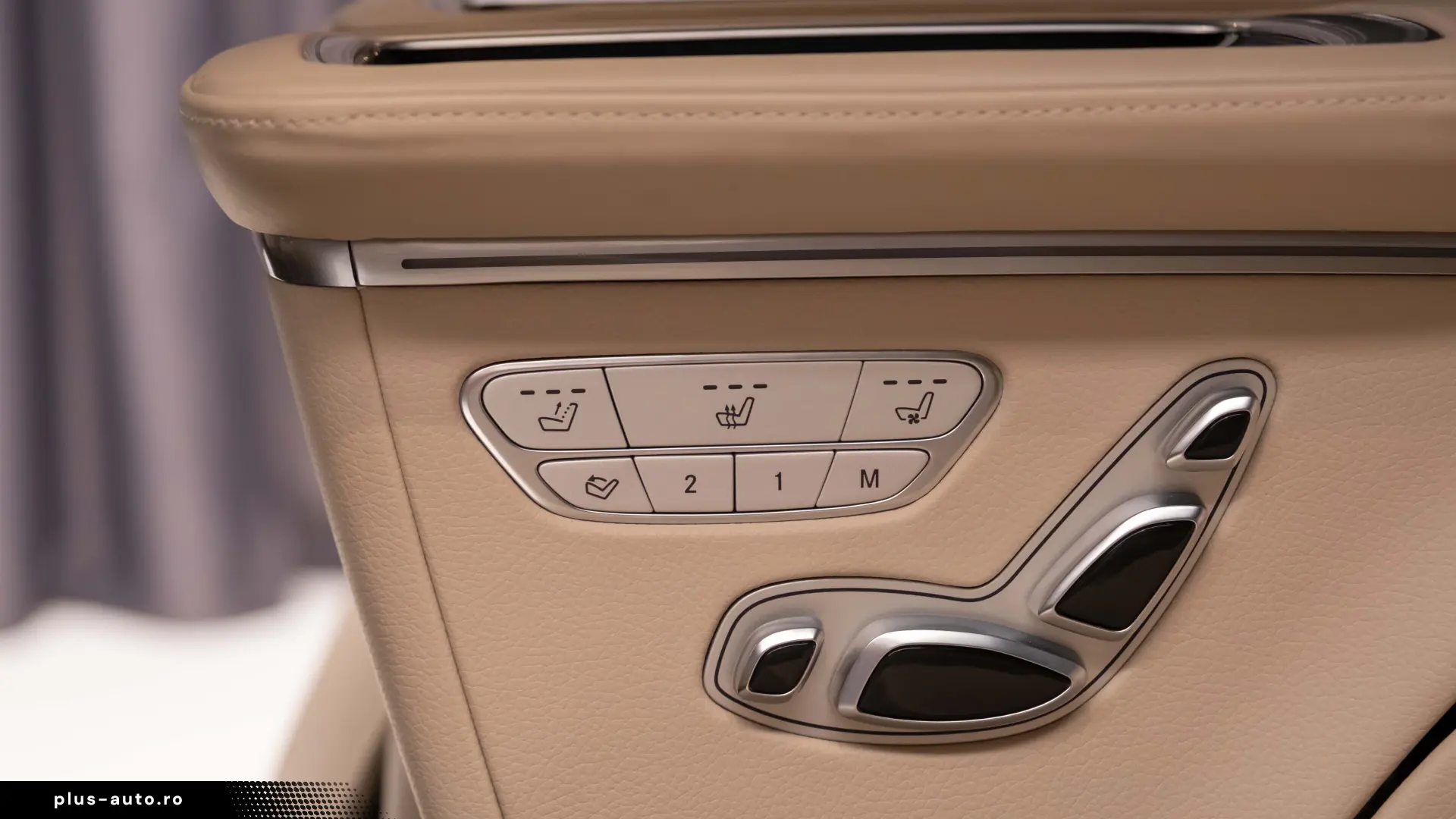 Mercedes-Benz V300 4MATIC AMG VIP Seats