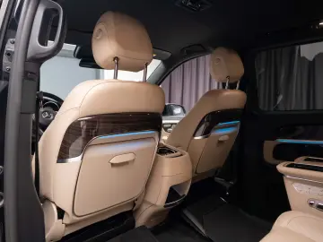 Mercedes-Benz V300 4MATIC AMG VIP Seats