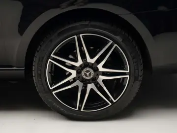 Mercedes-Benz V300 4MATIC AMG VIP Seats